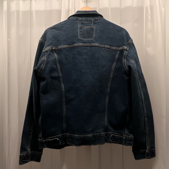 Levi’s Denim Jacket - Picture 4 of 4